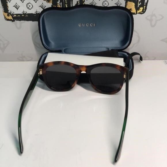 ✨ Brand New Gucci GG0003SN 003 Sunglasses – Havana with Green and Red Stripe ✨ - Picture 9 of 11
